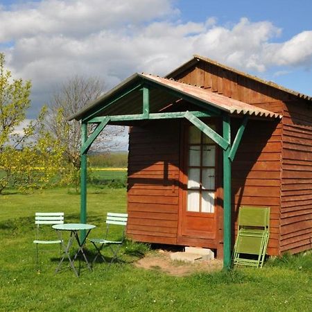 Ferme Equestre Les Chevaliers Hotel Penol ภายนอก รูปภาพ